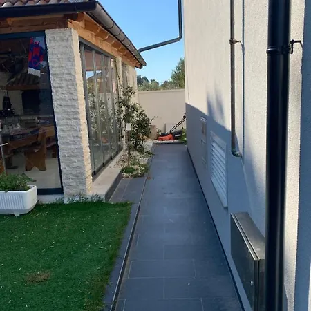 Βίλα Panta Ζαντάρ