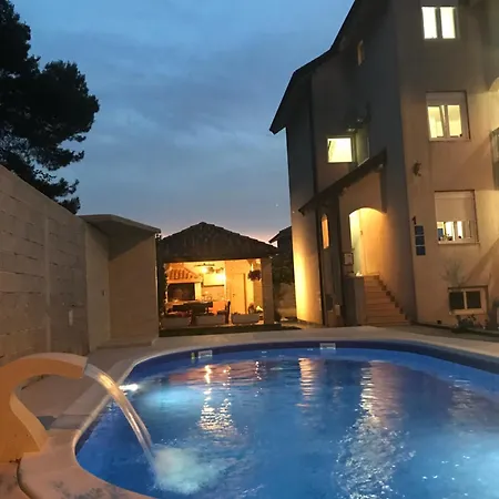 Villa Panta